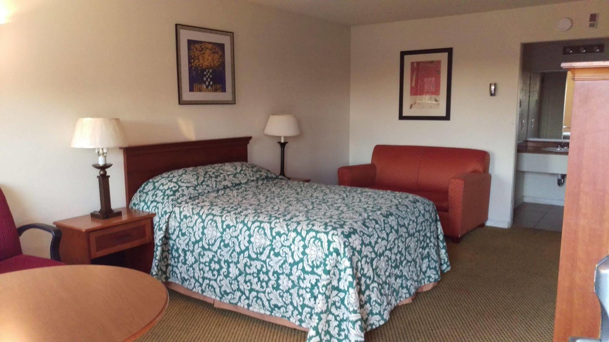 Surestay Plus Hotel By Best Western Sacramento Cal Expo Экстерьер фото