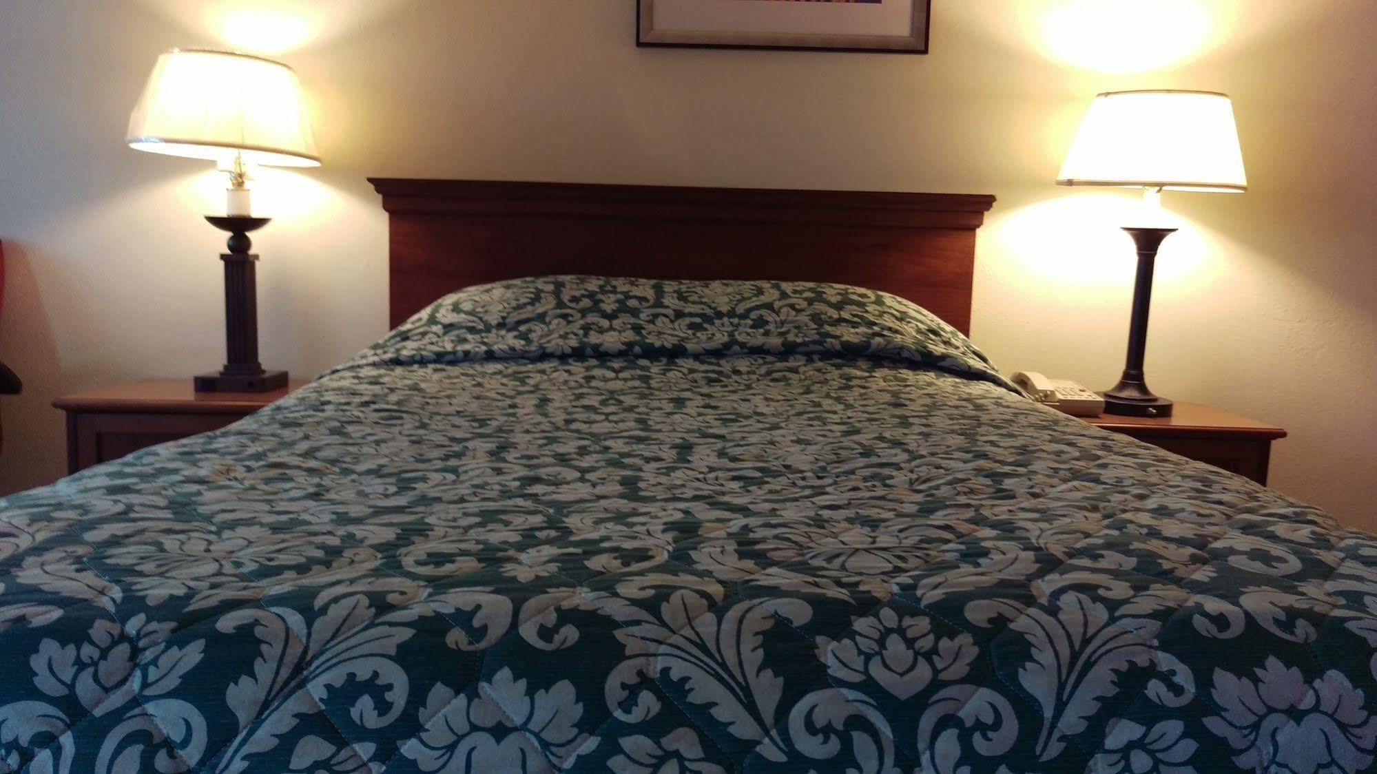 Surestay Plus Hotel By Best Western Sacramento Cal Expo Экстерьер фото