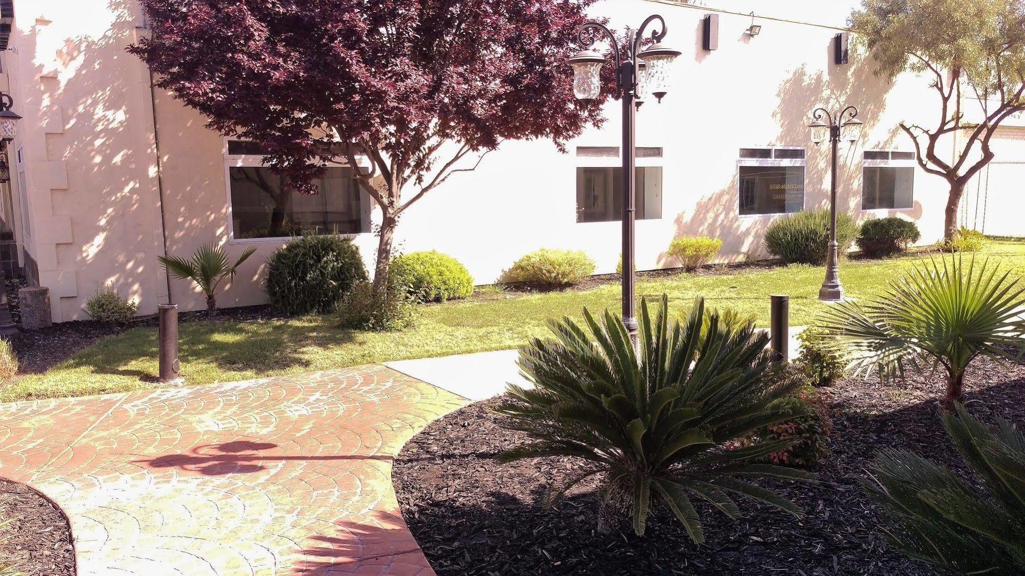 Surestay Plus Hotel By Best Western Sacramento Cal Expo Экстерьер фото